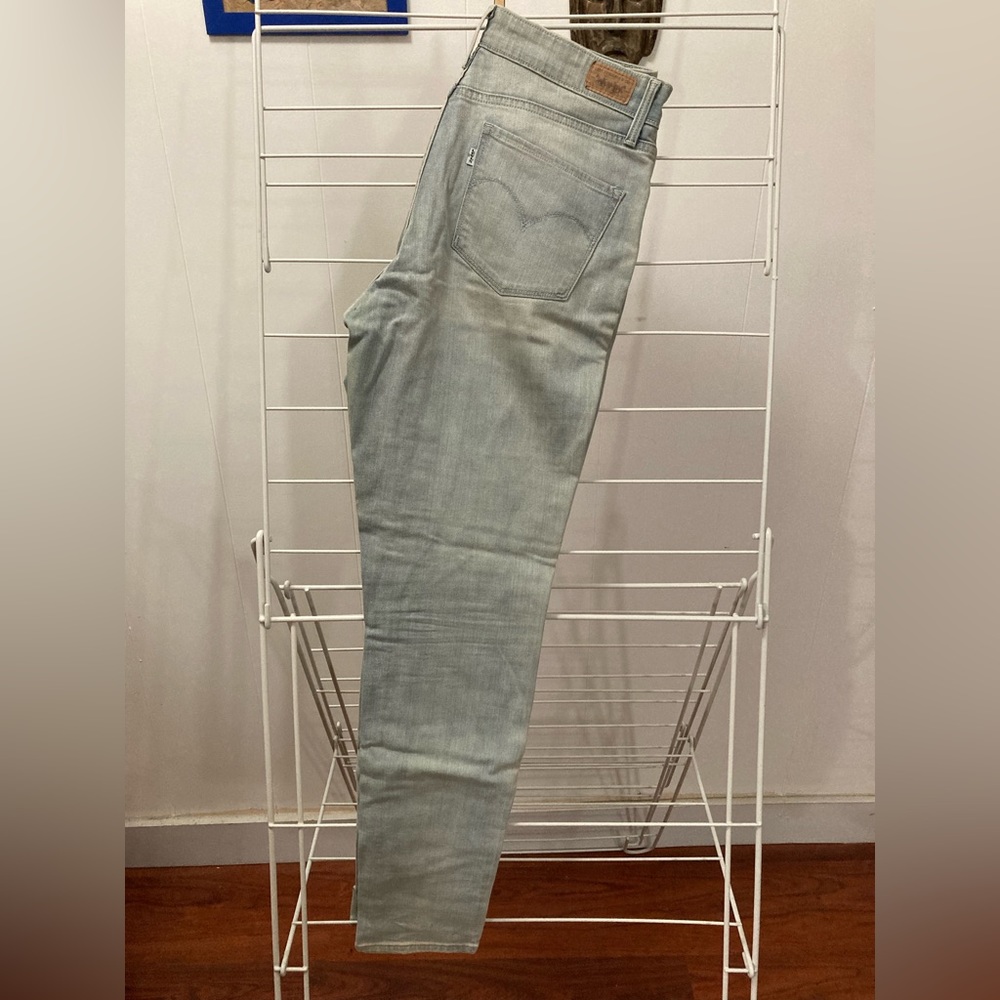 Levi’s Hi Rise Skinny Jeans Light Wash